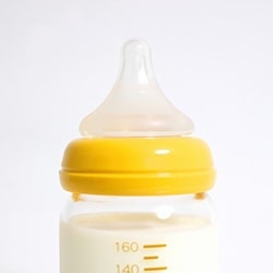 赤ちゃん用ミルク